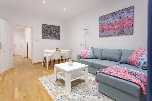 #CityHideaway #LiveLikeALocal Apartments in the 10th district