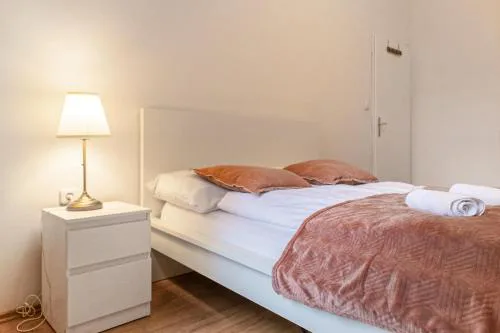 Cityscape Comfort Elegant 2BR Apartment