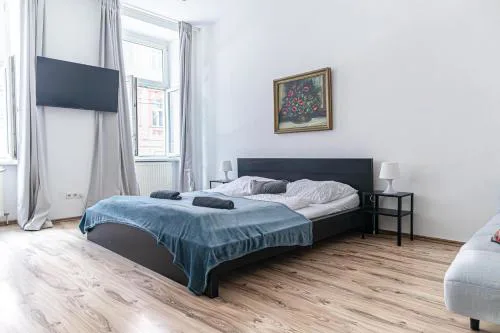 Comfy 2BR Apartment TV & WIFi Suitable for Long Stay