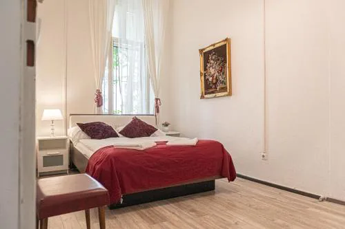 Comfy 2BR Aprt, WiFi, Netflix, Near City Center