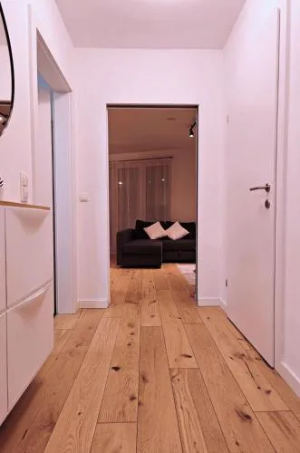 Cozy & Stylish Appartment in Vienna - 1 min to U3 Metro - Quiet Area with Shops nearby
