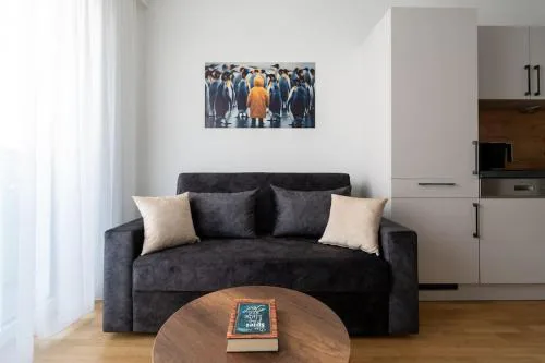 Cute 1BR Hideaway & City Quick by HM