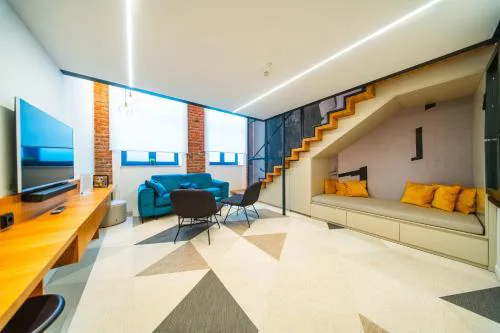 Fesh Lofts