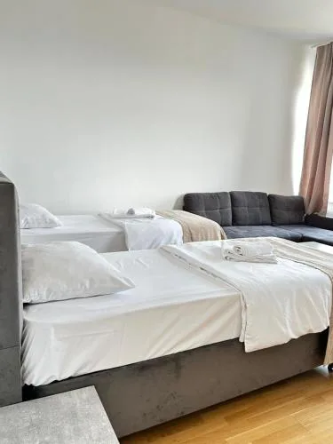 Fiesta Home Vienna
