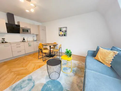Freshly renovated Apartment in Trendy Area l HG21