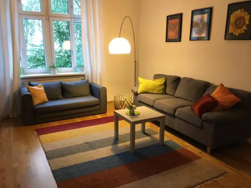 Gemütliche ruhige Altbauwohnung Nähe Hauptbahnhof und City