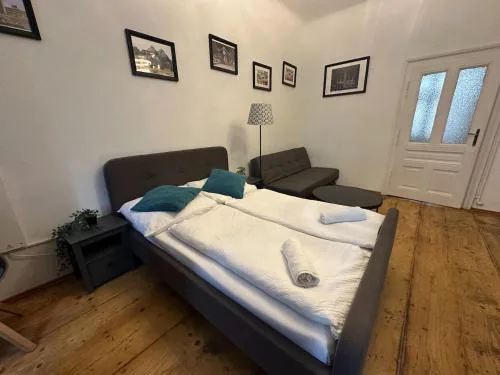 Green centrally located apartment in Vienna
