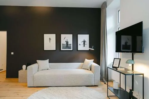 Homey 2BR perfect for 4-6 metro close to Naschmarkt
