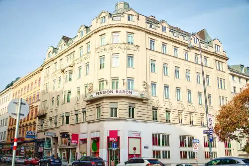 Hotel Pension Baron am Schottentor