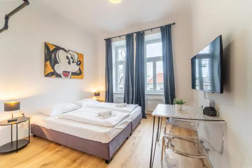 josef's home I Mickey Mouse Apartment