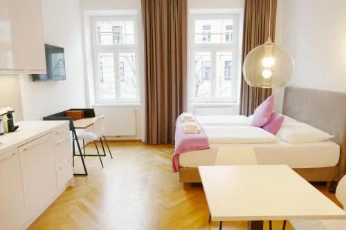 KS70 Apartments