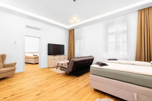 Lé David City Apartments 1020