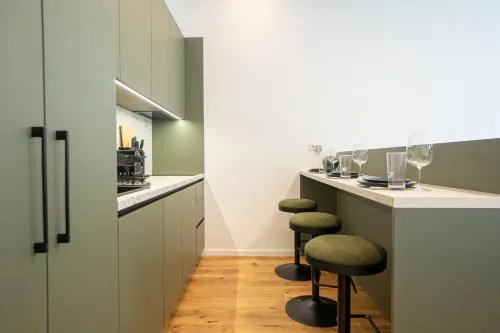 Modern stay with king-size bed Self check-in
