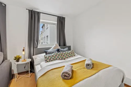 Monthly Only - Hbf Nearby - Easy City Access