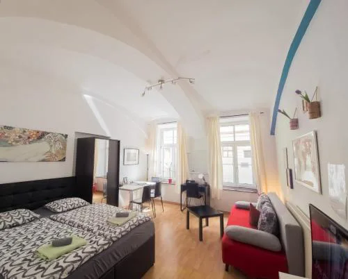 MSQ Diana Vienna - 10 min from city center - free coffee and tea - high speed internet