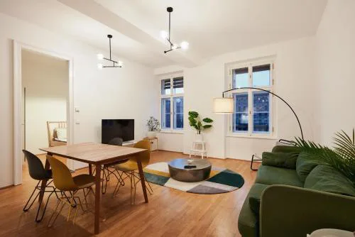 Premium Apartments near Naschmarkt in Central Wien 24H Check-in