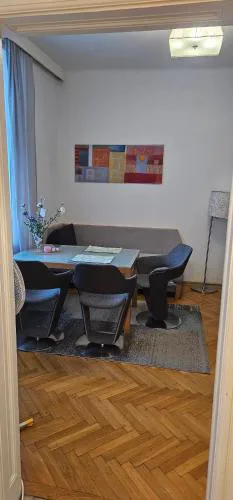 Privat Appartment Room