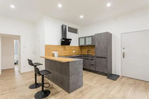 Quiet Terrace Apt, Steps to Metro
