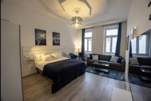 Sapphire Suite