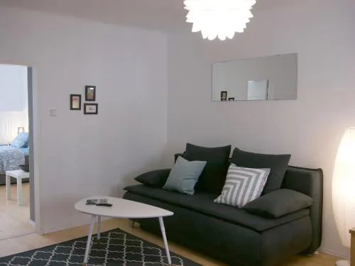 Spacious 2Rooms in the Center