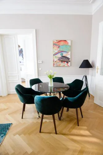 Studio Apartments Urania - Mai's Apartments