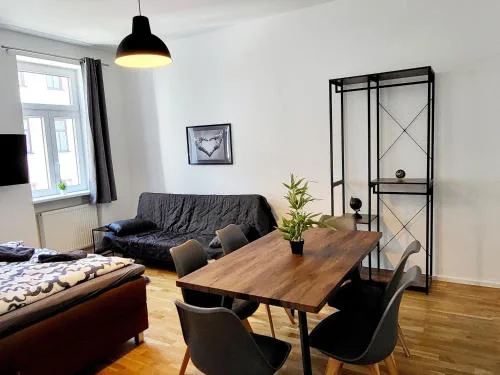 Sunny apartment with 1 balcony