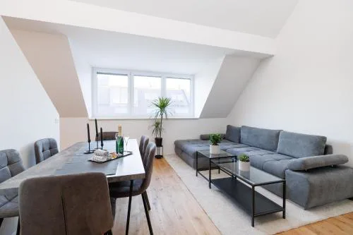 SYMPHONY Apartments 41 - Modern Loft with Terrace and Grill in Central Location