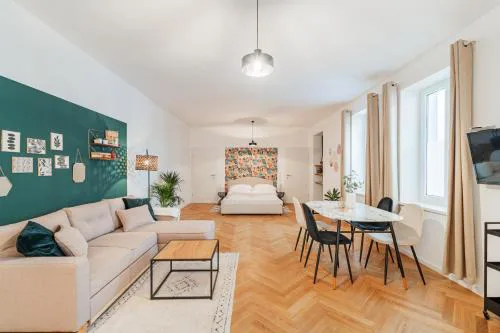 The 15's Apartments