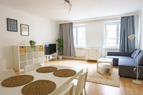 Vienna City Apartment Schottentor