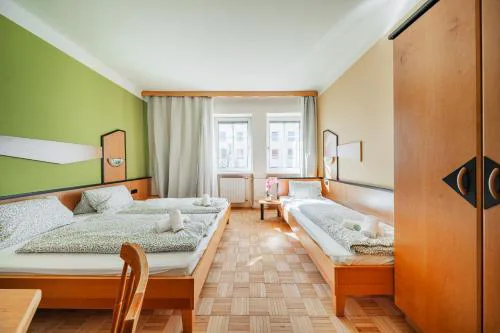 Vienna West Business Inn