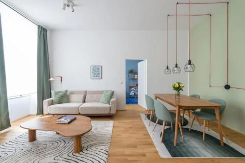 Vogue 2BR Suite, Near City Pulse by HM