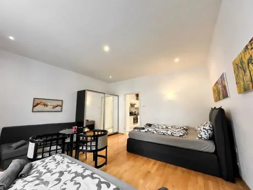 W Apartment - Brigittenau Area MM10