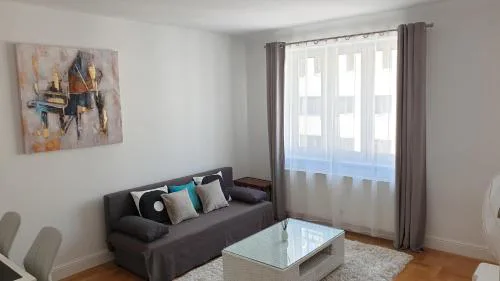Wonderful 2-Bedroom Belvedere Apartment