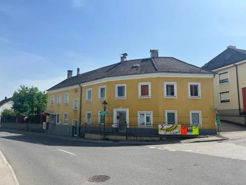 1 Schlafzimmer Apartment