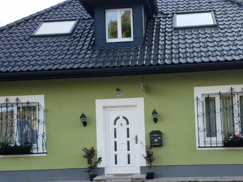 Ferienhaus "Platzhirsch"