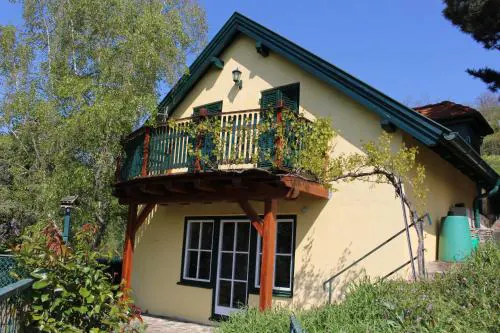 Winzerhaus mit Fernblick