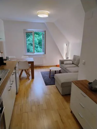 CityLeaves Apartments TWO