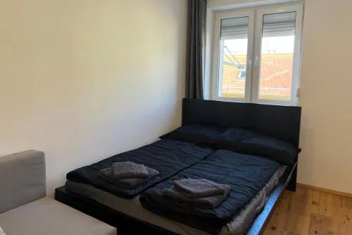 Cozy City Center Designer Apartment for 10 People