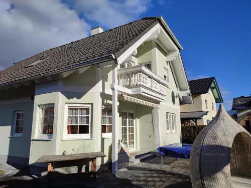Ferienhaus Aich by Alpenidyll Apartments