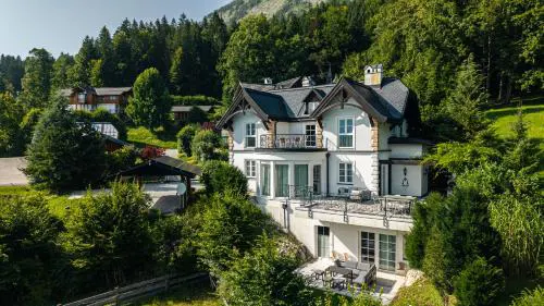 Villa Victoria by Landluft