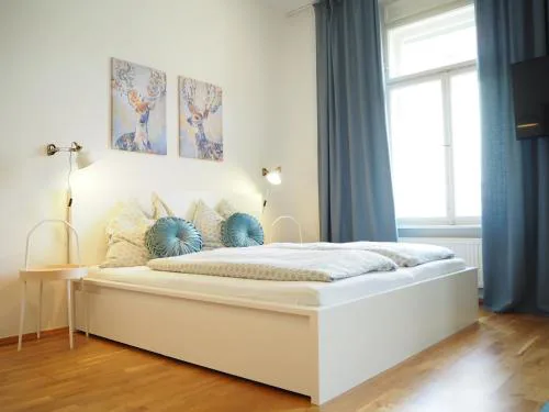 APSTAY City Residence Apartments ǀ Parking option & Self Check-in