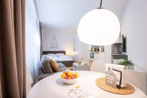 Beautiful - central studio apartment