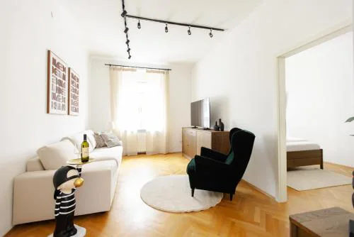 Elegantes City Apartment mit Terrasse