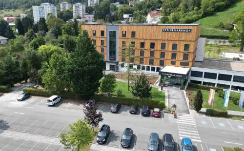 Hotel Steiermarkhof Graz - Aus Holz gebaut, von Hügeln geküsst