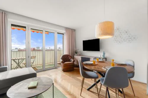 Zentrales park-side Apartment - 2BR - free parking - 2 Balkone