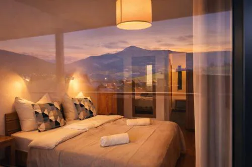 Die Malerei Penthouse by Da Alois