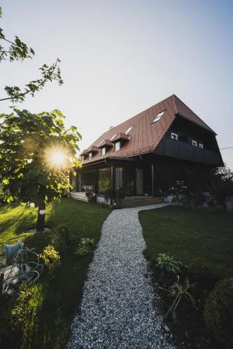 theoldschool guesthouse