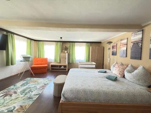 Haus Bernstein Apartment 3