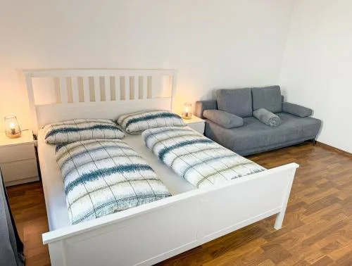 Serenity Apartment Essential