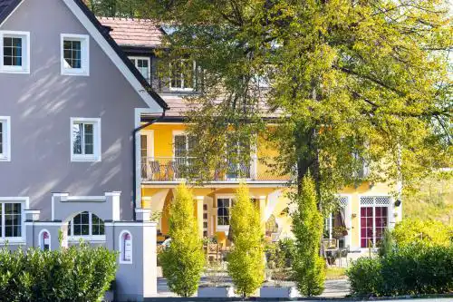 Winzerhotel am GUT MOSER